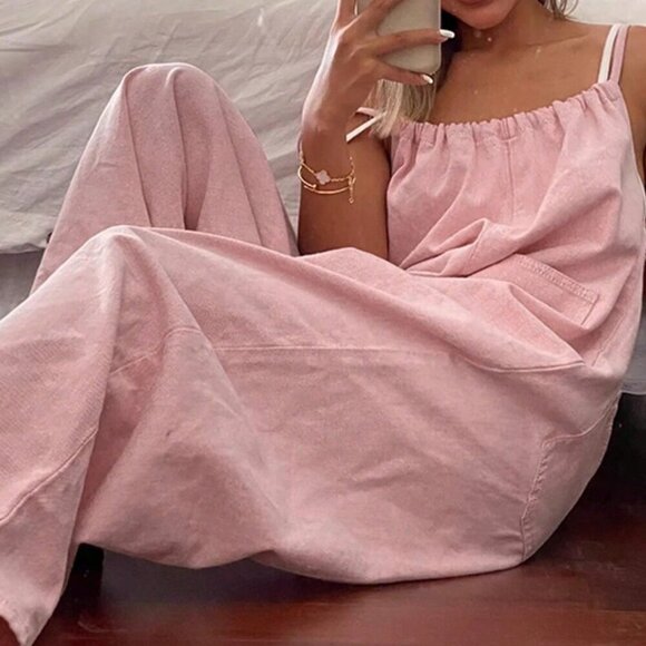 Pink Casual Women's Sleeveless Jumpsuit With Pockets - Picture 3 of 5